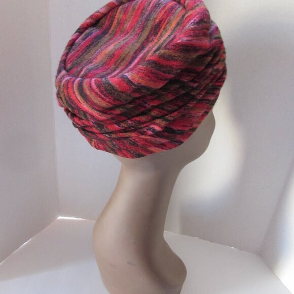 SALE Handsome Vintage Hat in Earth Tones for Fall & Winter - Picture 6 of 11